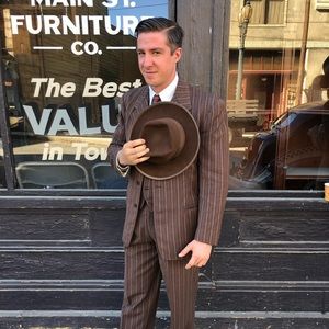 Meet your Posher, Brandon